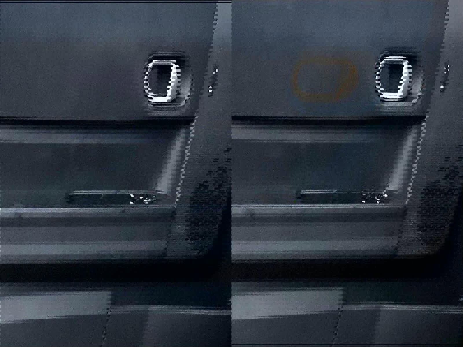 Used 2025 MINI Cooper 2-Door Hardtop image 24