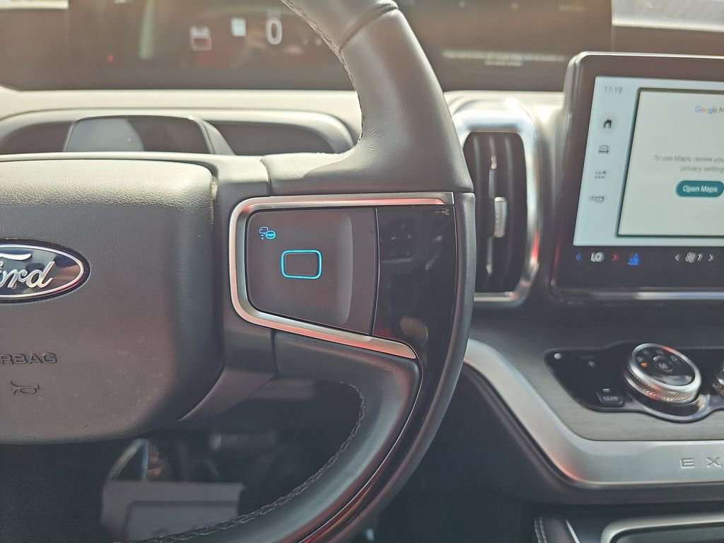 Used 2025 Ford Expedition Max Platinum image 23