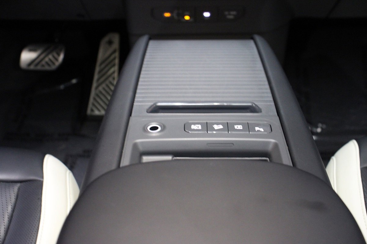 Used 2024 Kia EV9 GT-Line AWD/4WD image 31