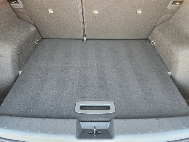 Used 2025 Nissan Kicks SR FWD image 27