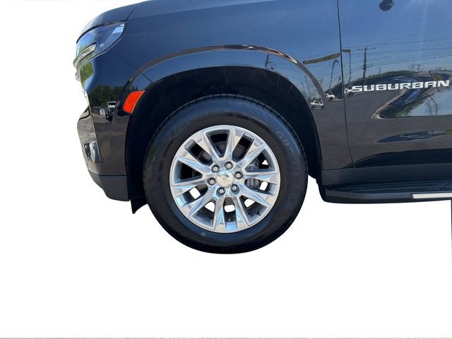 Used 2021 Chevrolet Suburban Premier w/ Premium Package RWD image 29
