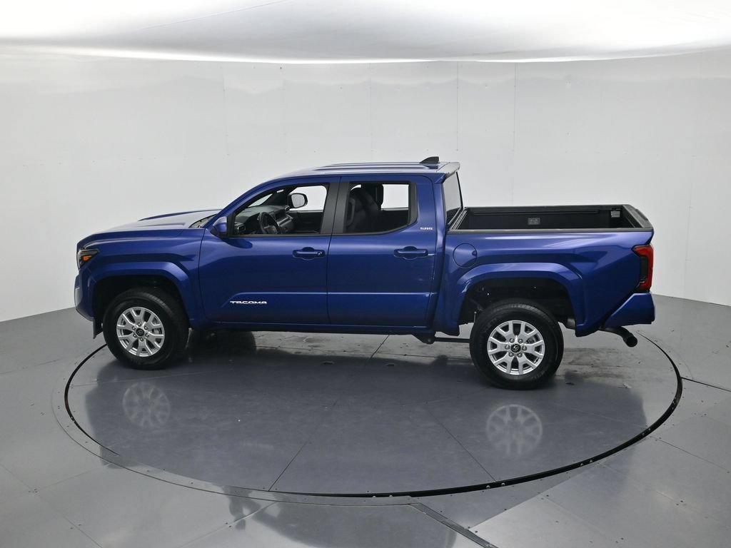 Used 2025 Toyota Tacoma SR5 RWD image 47