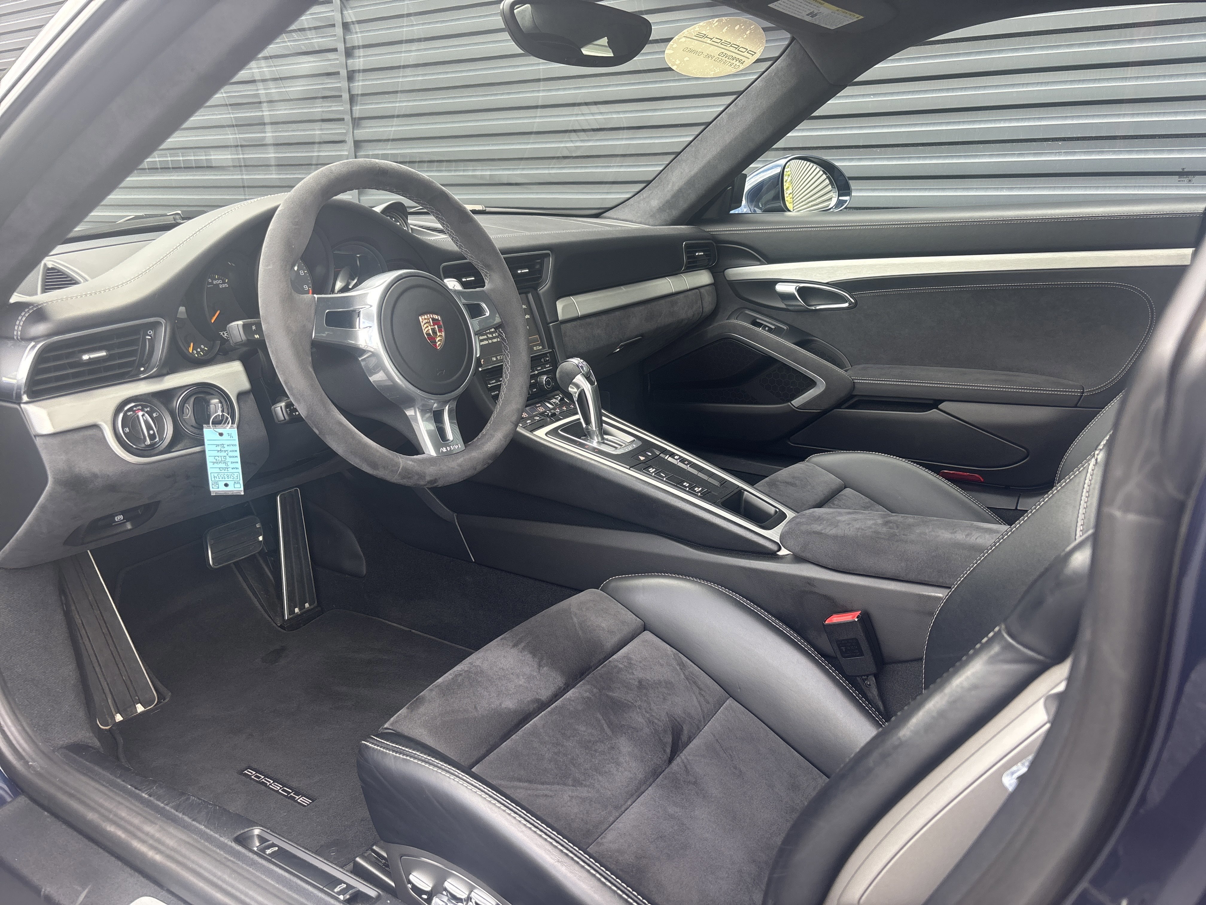 Used 2015 Porsche 911 GT3 RWD image 13