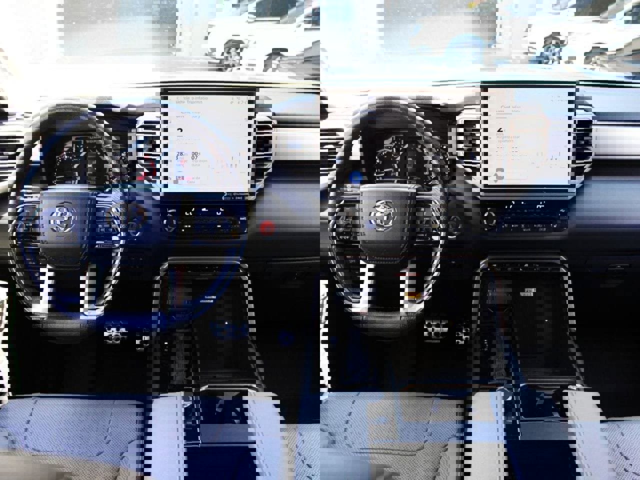 Used 2023 Toyota Tundra Limited image 16