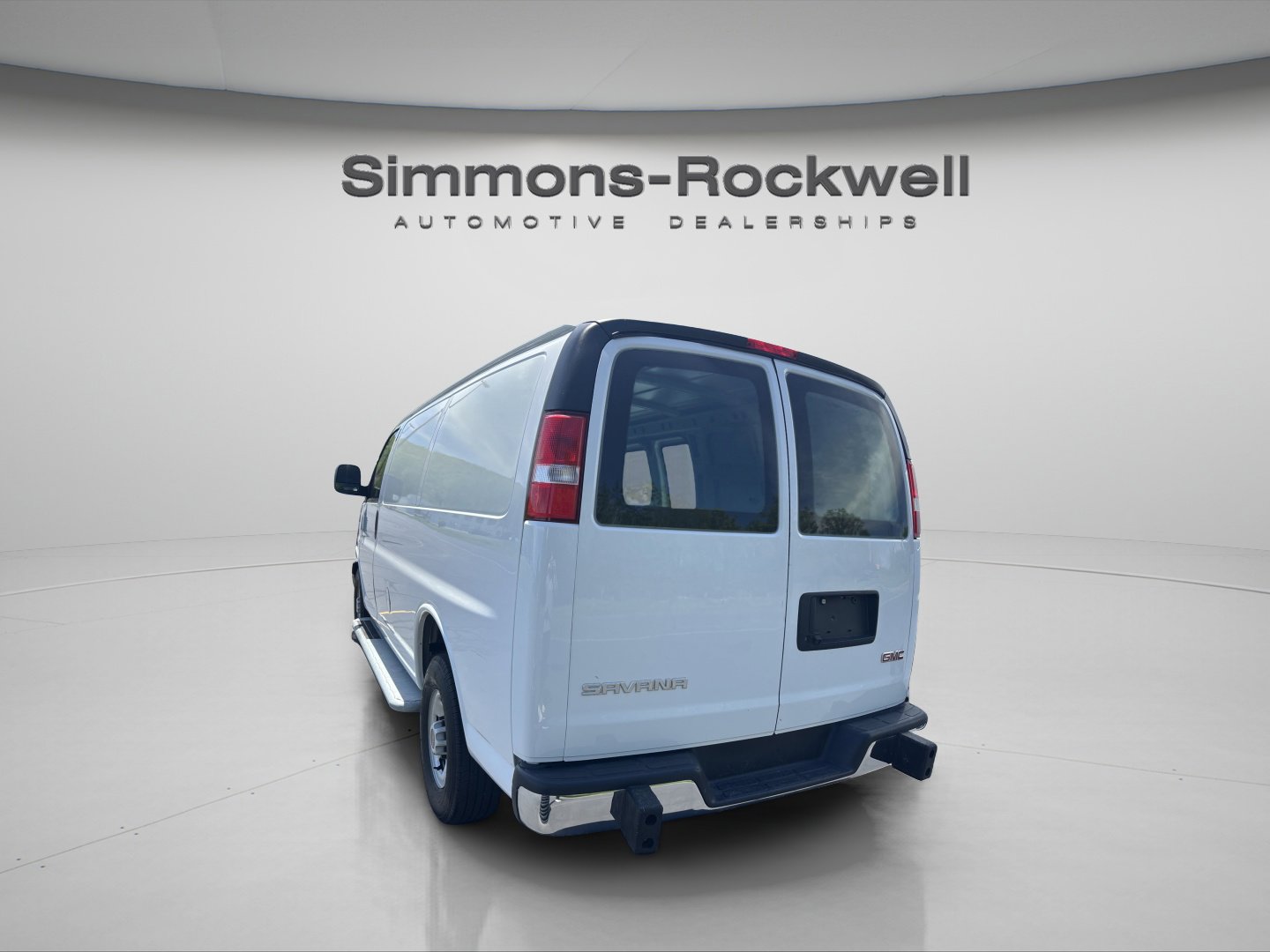 Used 2024 GMC Savana 2500 w/ Driver Convenience Package RWD image 3
