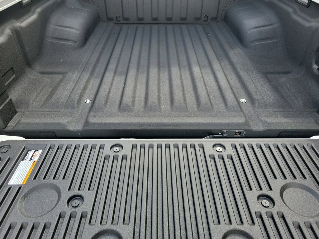 New 2026 Nissan Frontier SV w/ SV Convenience Package RWD image 11