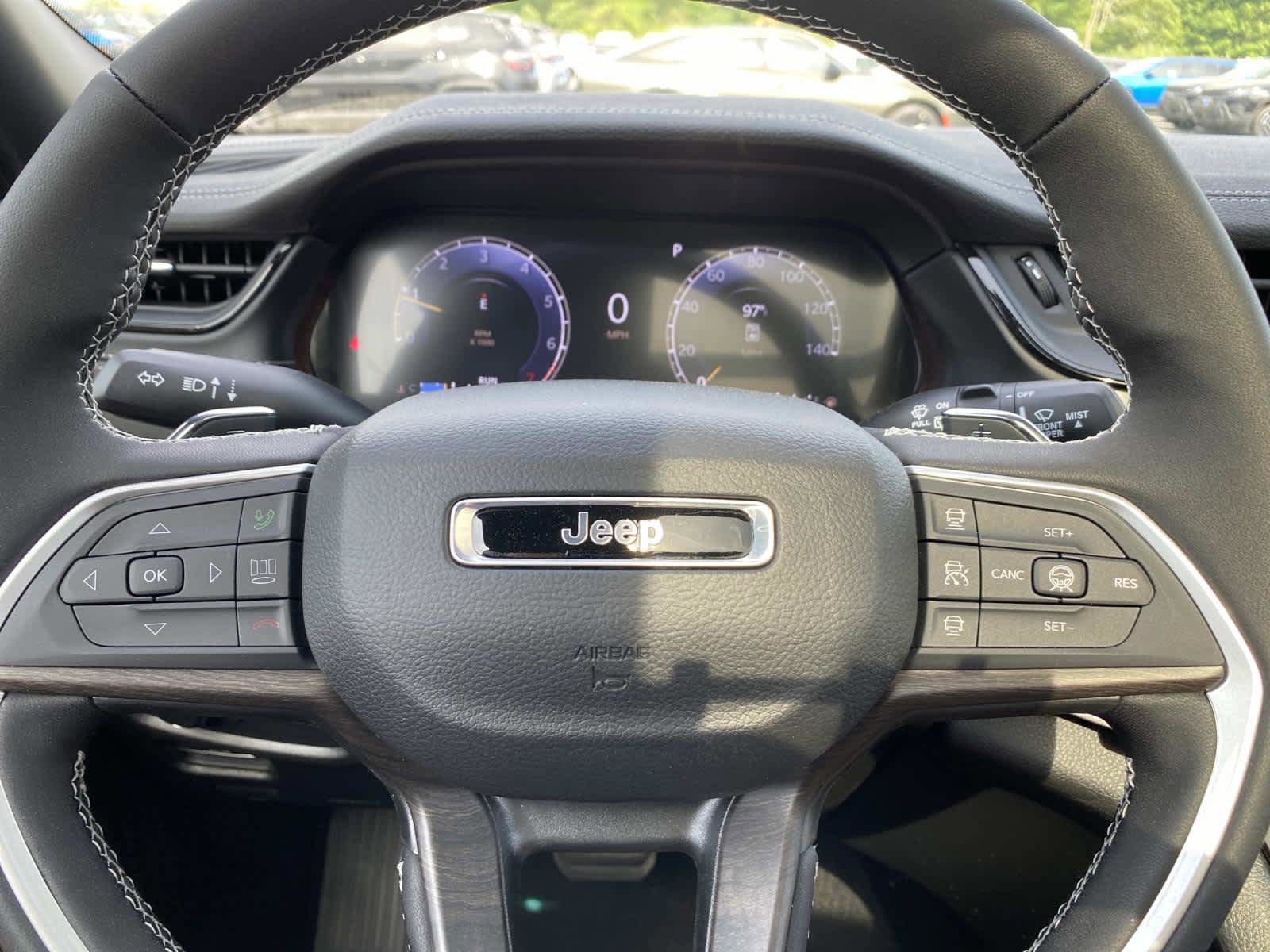 New 2026 Jeep Grand Cherokee Limited AWD/4WD image 14