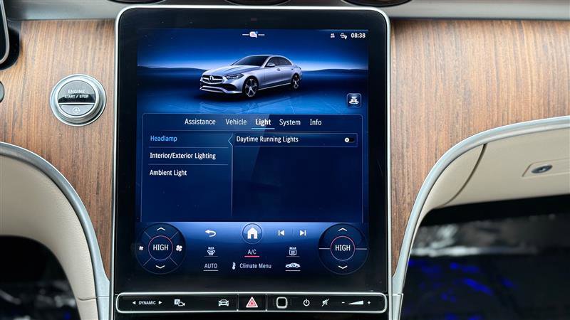 Used 2024 Mercedes-Benz C 300 Sedan image 33