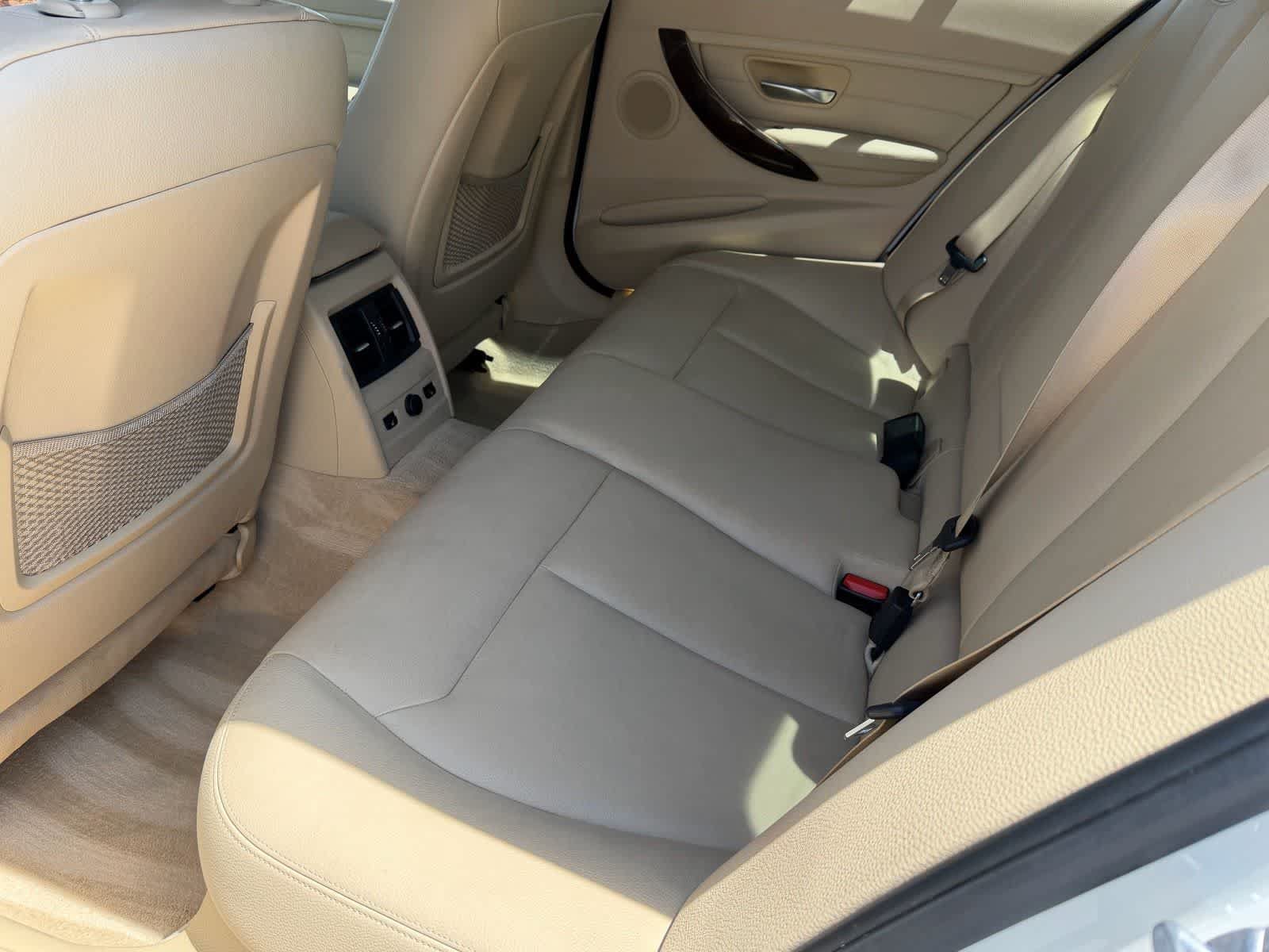 Used 2013 BMW 335i xDrive Sedan AWD/4WD image 15