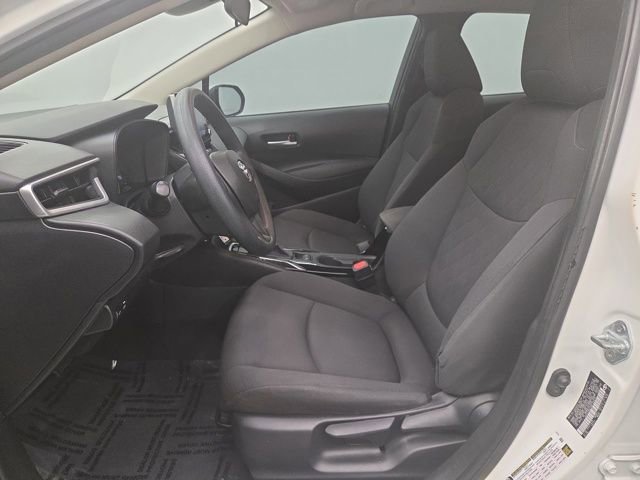 Used 2021 Toyota Corolla LE image 10