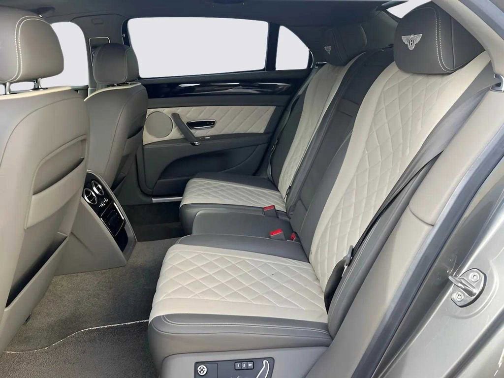 Used 2018 Bentley Flying Spur S V8 image 24