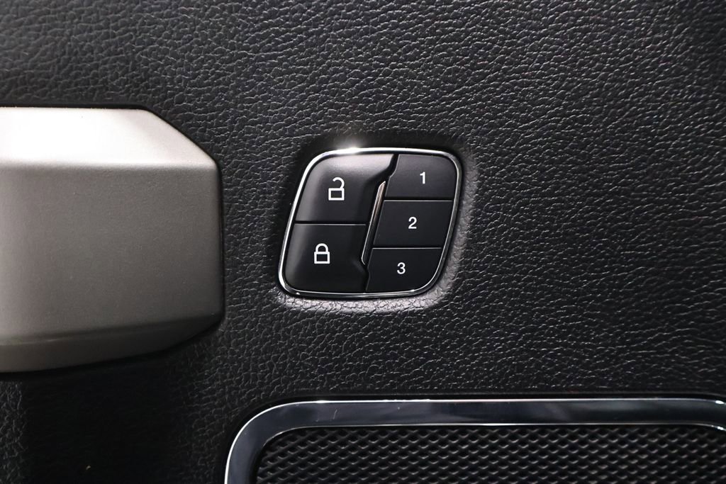 Certified 2018 Ford F150 Lariat image 13