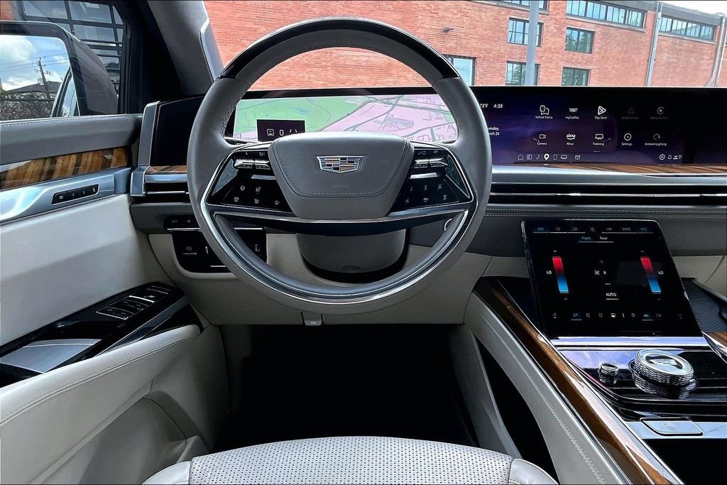 Used 2025 Cadillac Escalade Sport Platinum image 8