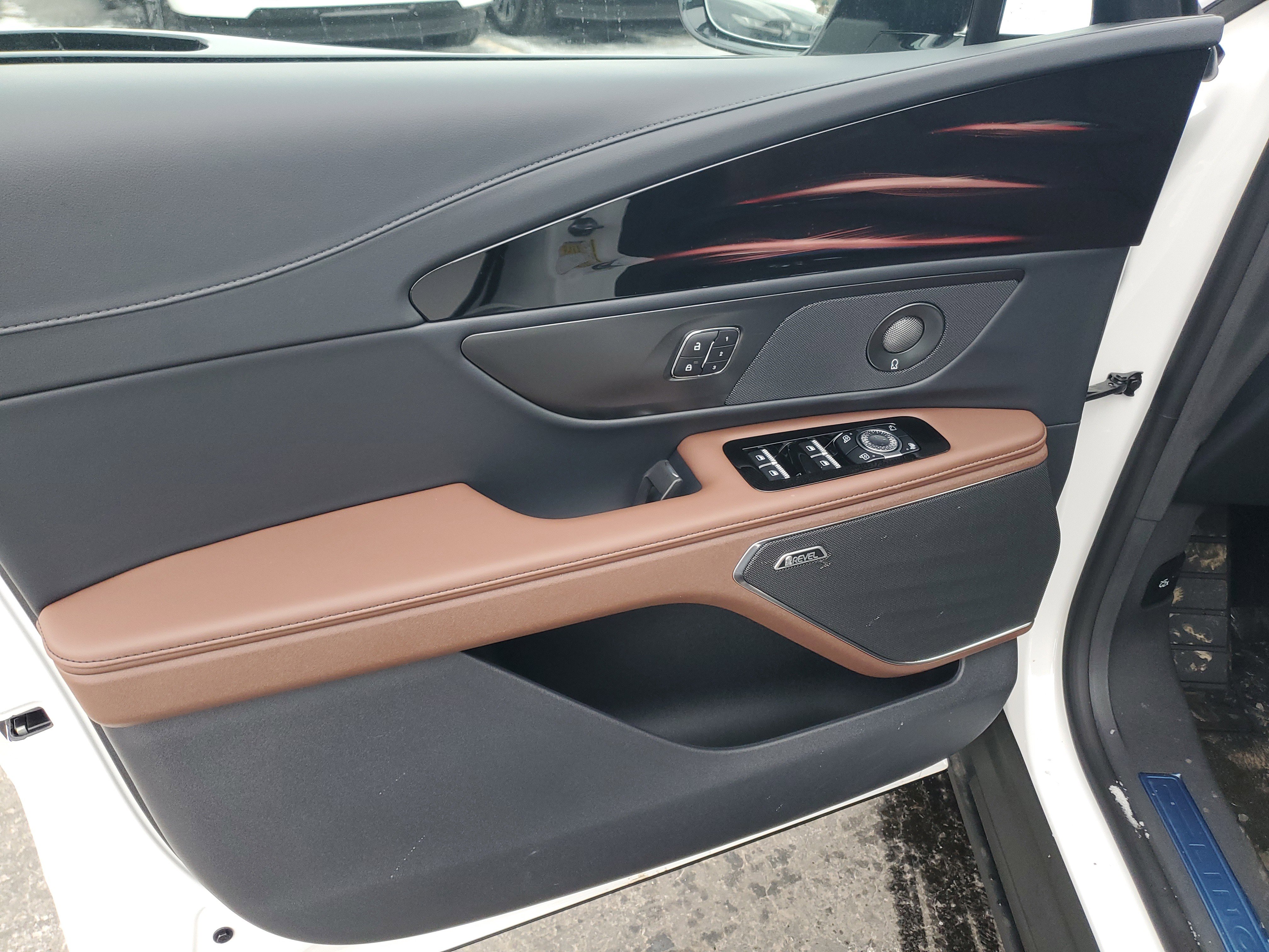 New 2026 Lincoln Nautilus Reserve w/ Jet Appearance Package image 8