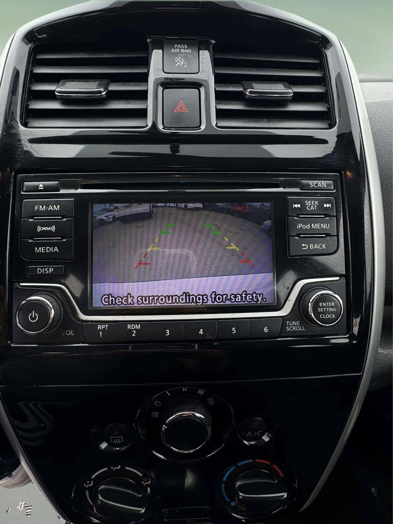 Used 2018 Nissan Versa Note SV image 14