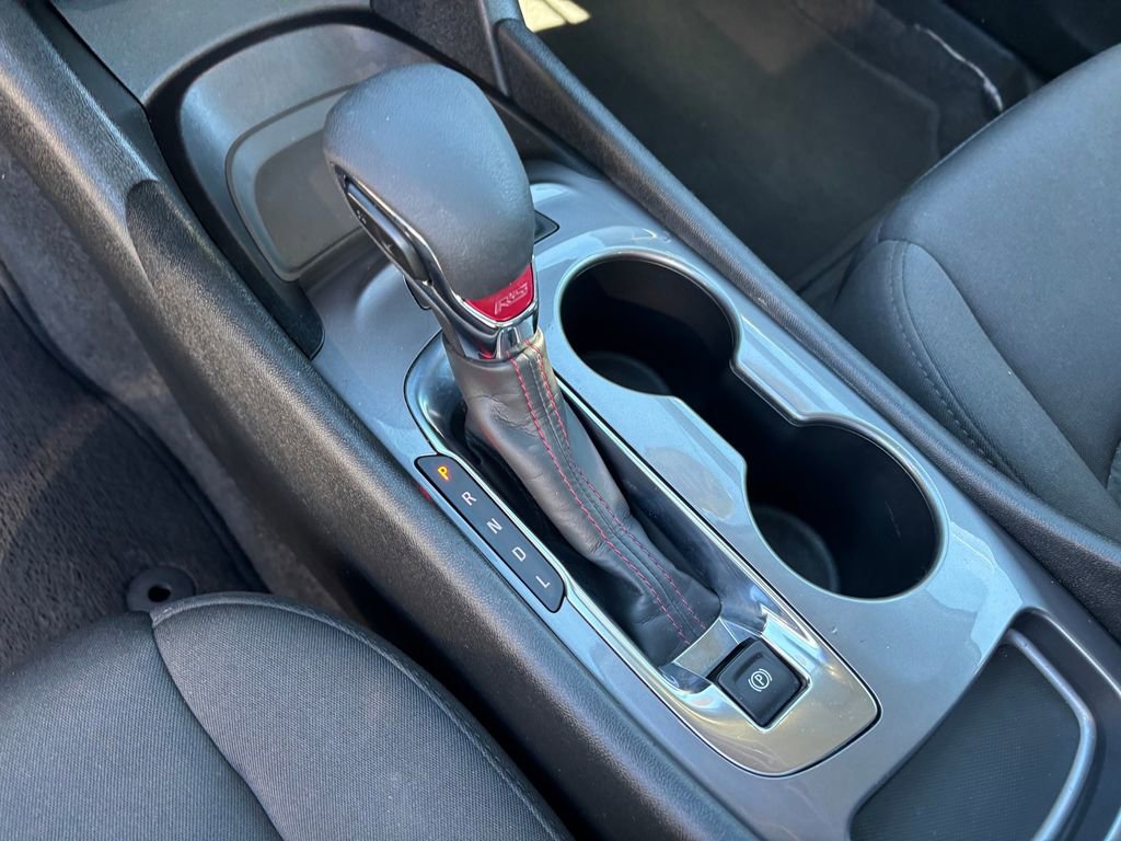 Used 2025 Chevrolet Malibu RS image 18