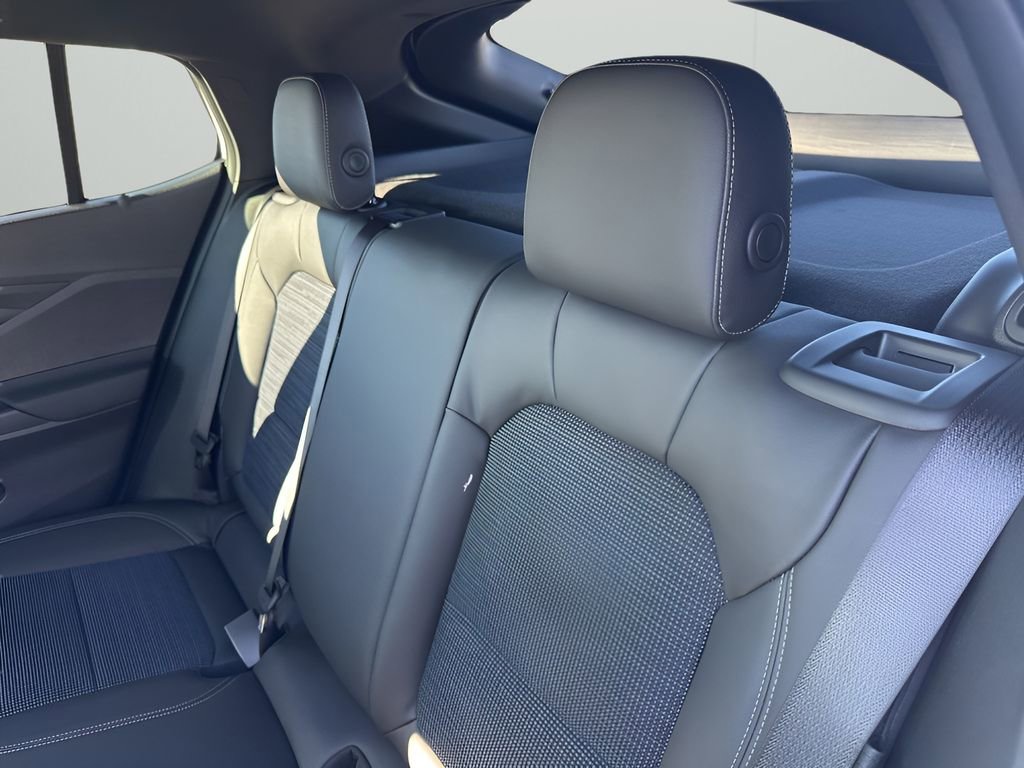 New 2026 Buick Envista Preferred image 19