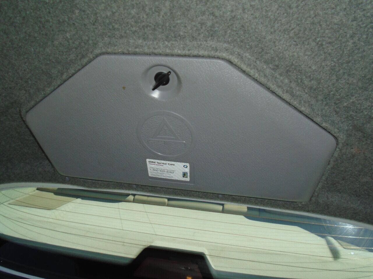Used 1994 BMW 740i RWD image 16