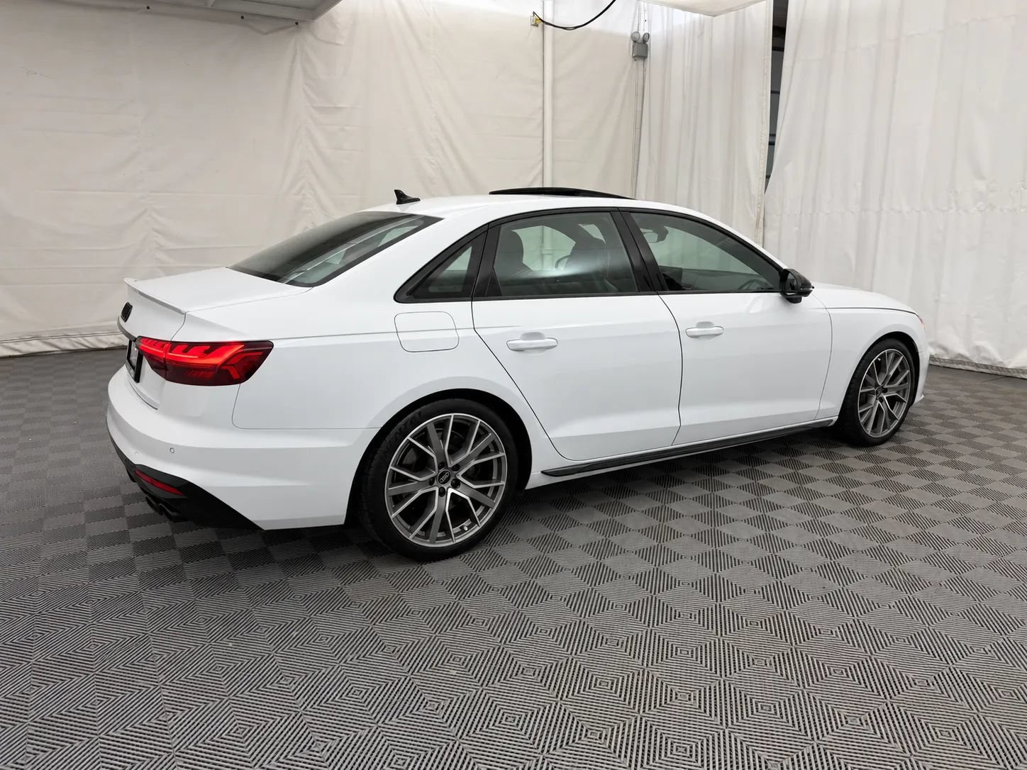 Used 2023 Audi S4 Premium Plus w/ Premium Plus Package AWD/4WD image 5