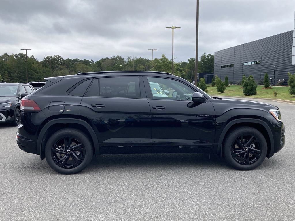 New 2026 Volkswagen Atlas Cross Sport SEL R-Line image 6