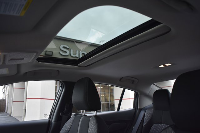 New 2026 Nissan Sentra SV w/ SV Convenience Package FWD image 16