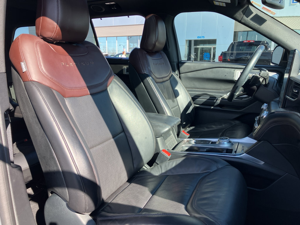 Used 2015 Ford F150 Lariat w/ Equipment Group 502A Luxury image 39