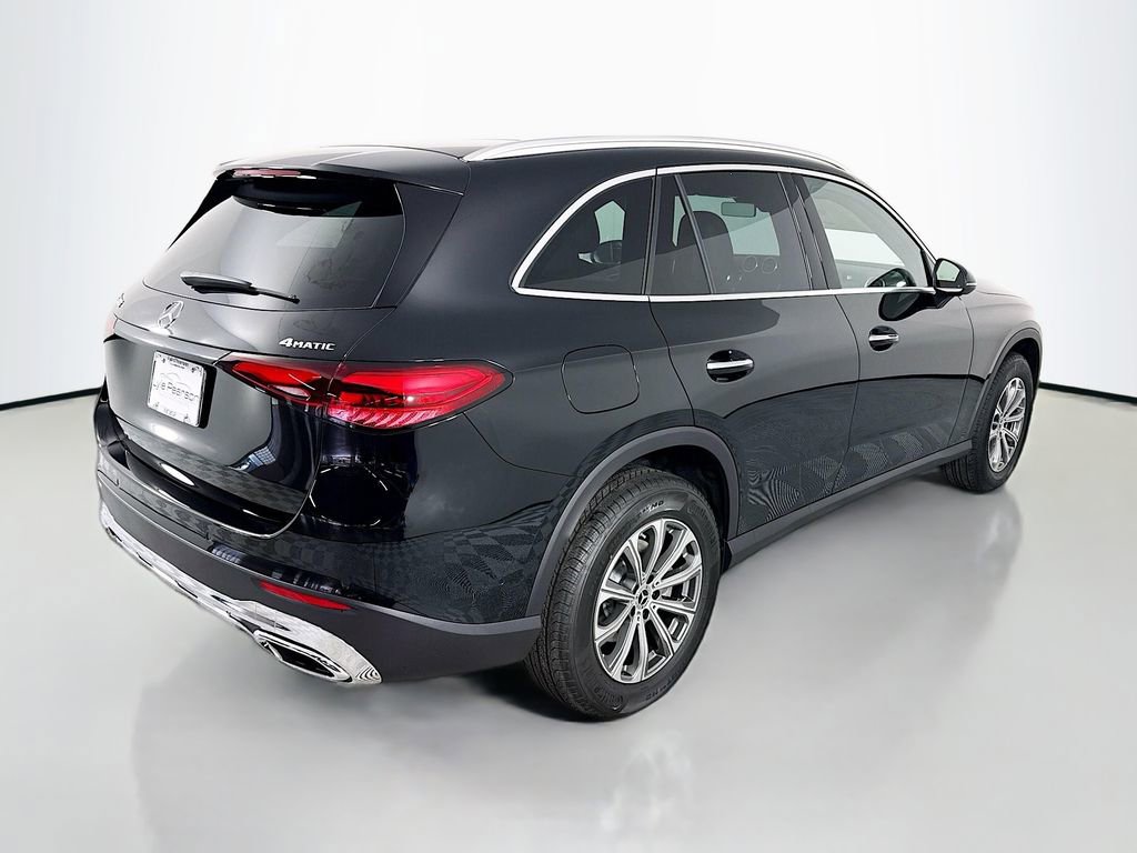 Used 2026 Mercedes-Benz GLC 300 4MATIC image 9