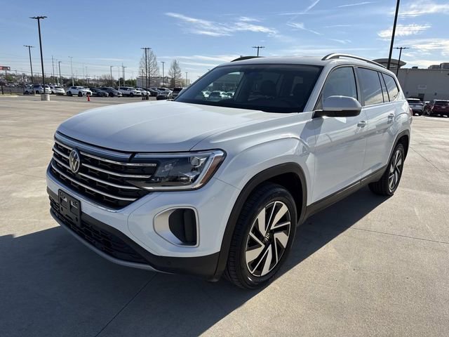 Used 2025 Volkswagen Atlas SE image 7