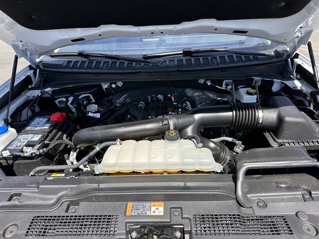 Used 2025 Ford Expedition Active AWD/4WD image 38