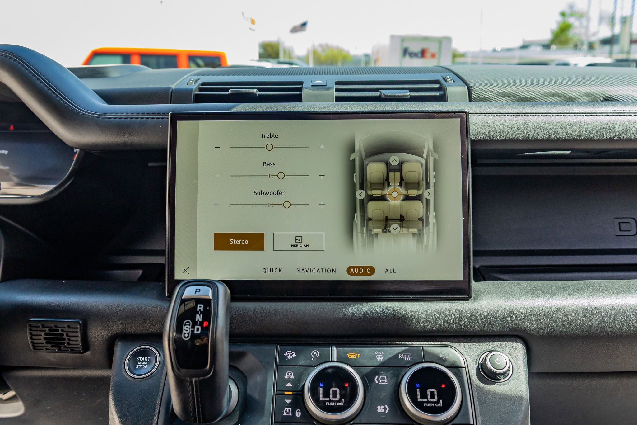 Used 2023 Land Rover Defender 110 V8 image 23