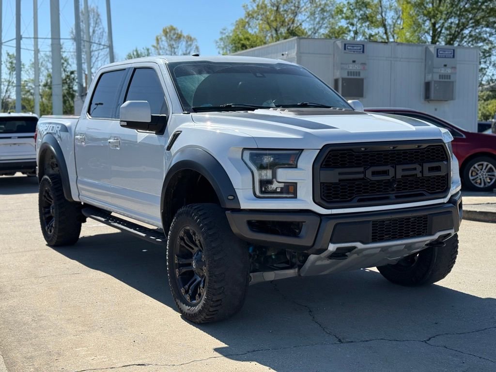 Used 2018 Ford F150 Raptor w/ Equipment Group 802A Luxury AWD/4WD image 4