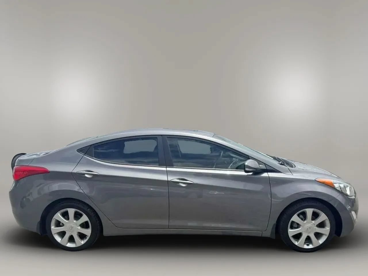 Used 2012 Hyundai Elantra Limited FWD image 5