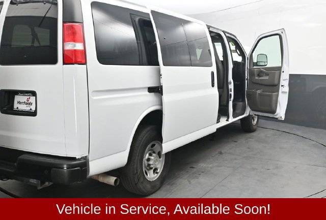 Used 2024 Chevrolet Express 3500 LS RWD image 50