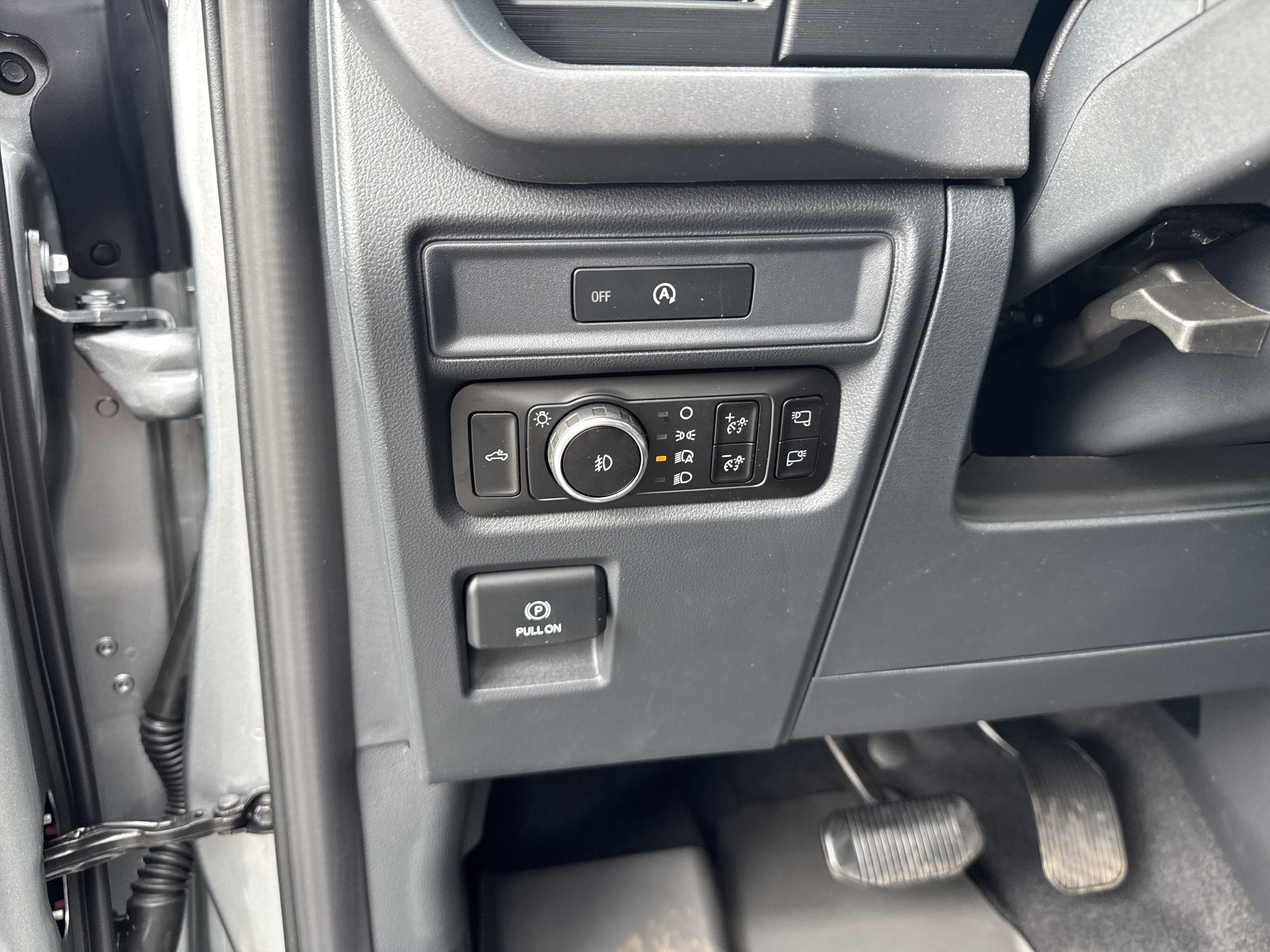 New 2025 Ford F150 XLT image 28