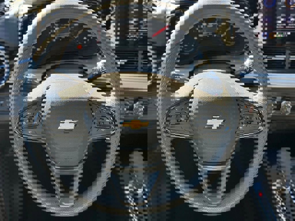 New 2026 Chevrolet Trax LS w/ LS Convenience Package image 4