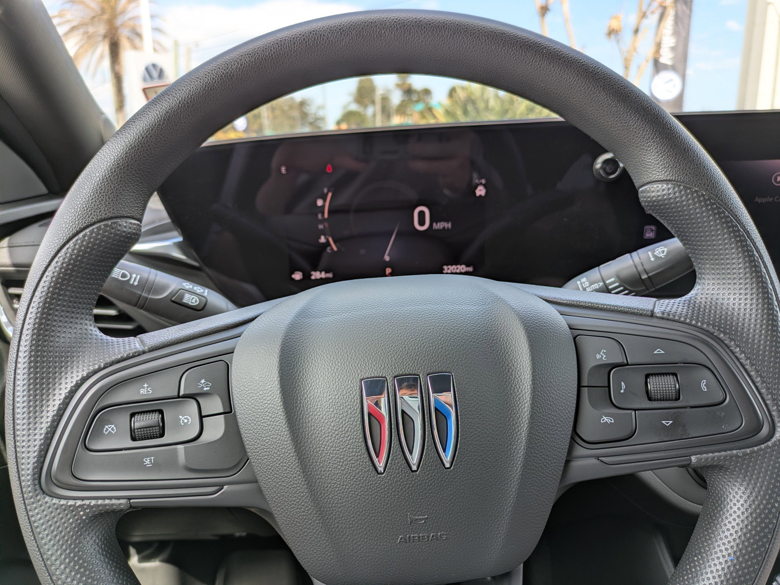 Used 2024 Buick Envista Preferred w/ Convenience II Package image 24