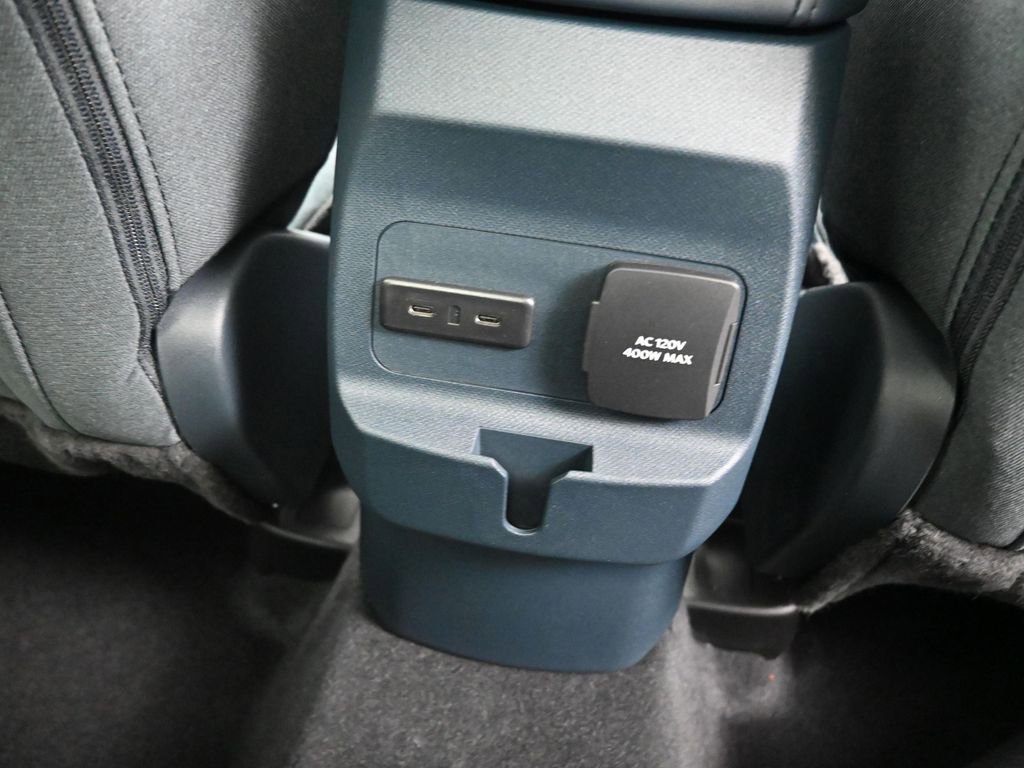 New 2025 Ford Maverick XLT w/ XLT Luxury Package image 27