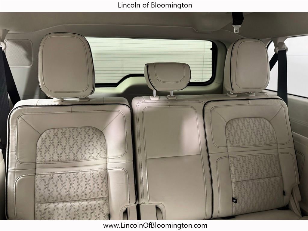 Used 2023 Lincoln Navigator L Black Label AWD/4WD image 19