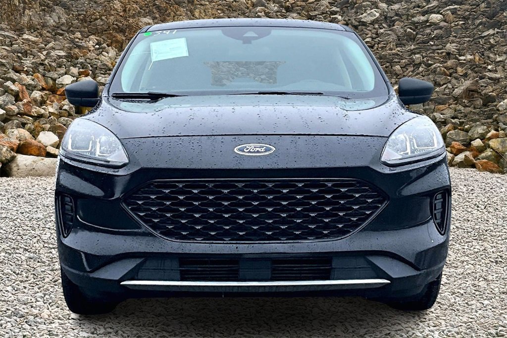 Used 2022 Ford Escape SE image 3