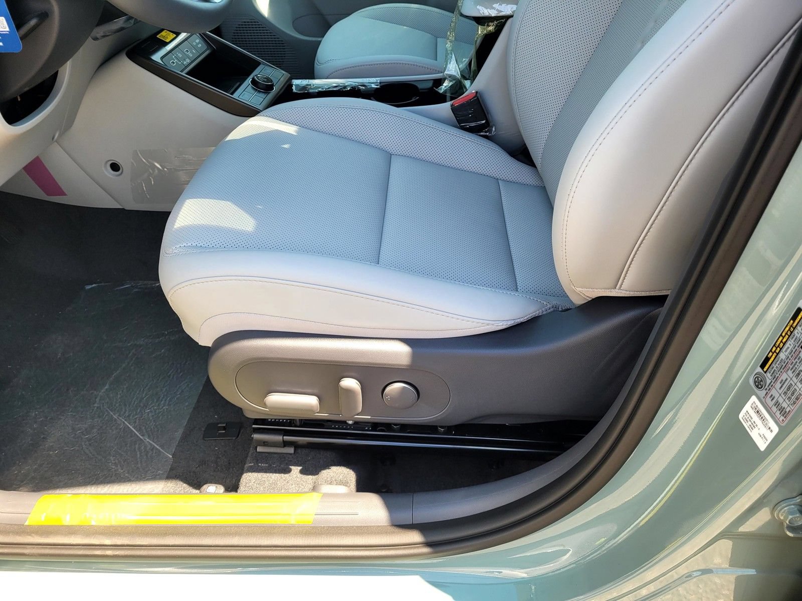 New 2026 Hyundai Kona SEL Premium AWD/4WD image 15