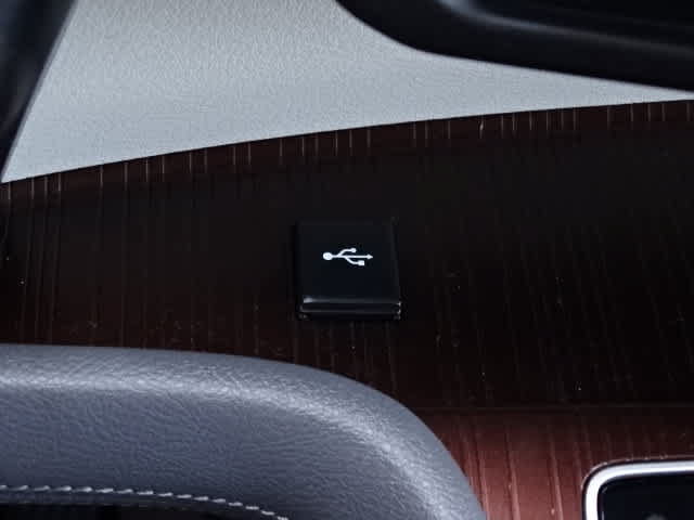 Used 2023 Toyota Sienna LE FWD image 31