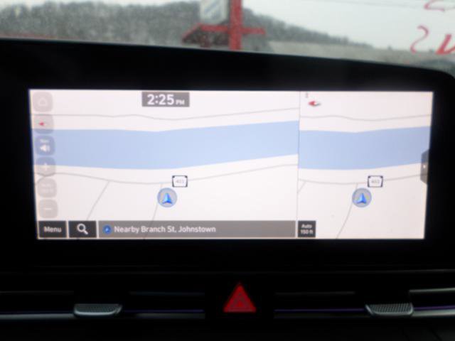 Used 2024 Hyundai Elantra SEL image 13