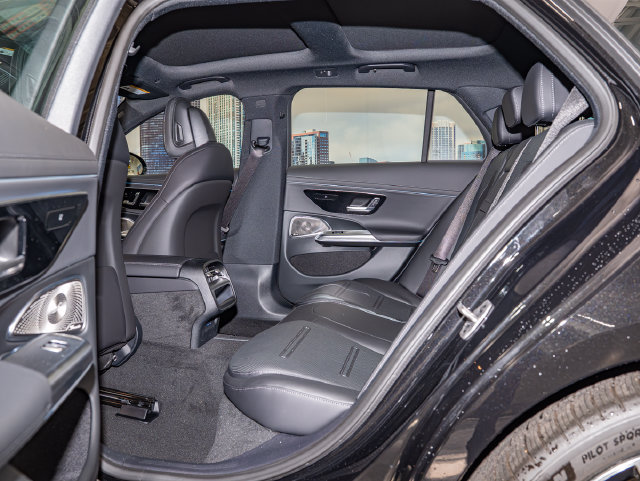 New 2026 Mercedes-Benz E 53 AMG e 4MATIC Wagon image 22