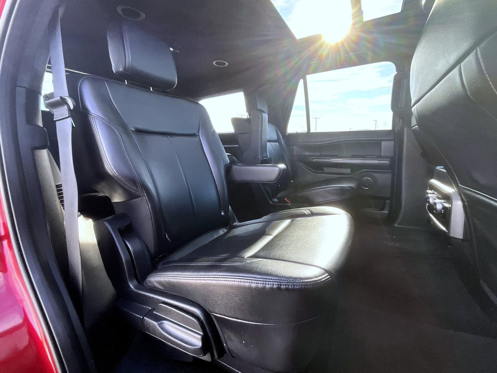 Used 2021 Ford Expedition XLT image 22