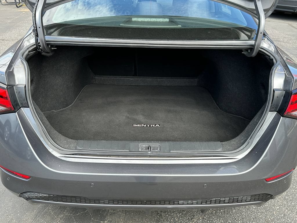 Used 2024 Nissan Sentra SV FWD image 20