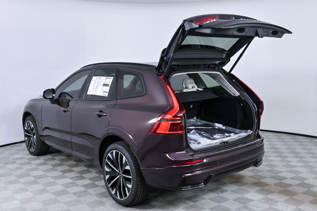 Used 2026 Volvo XC60 B5 Ultra w/ Protection Package Premier AWD/4WD image 32