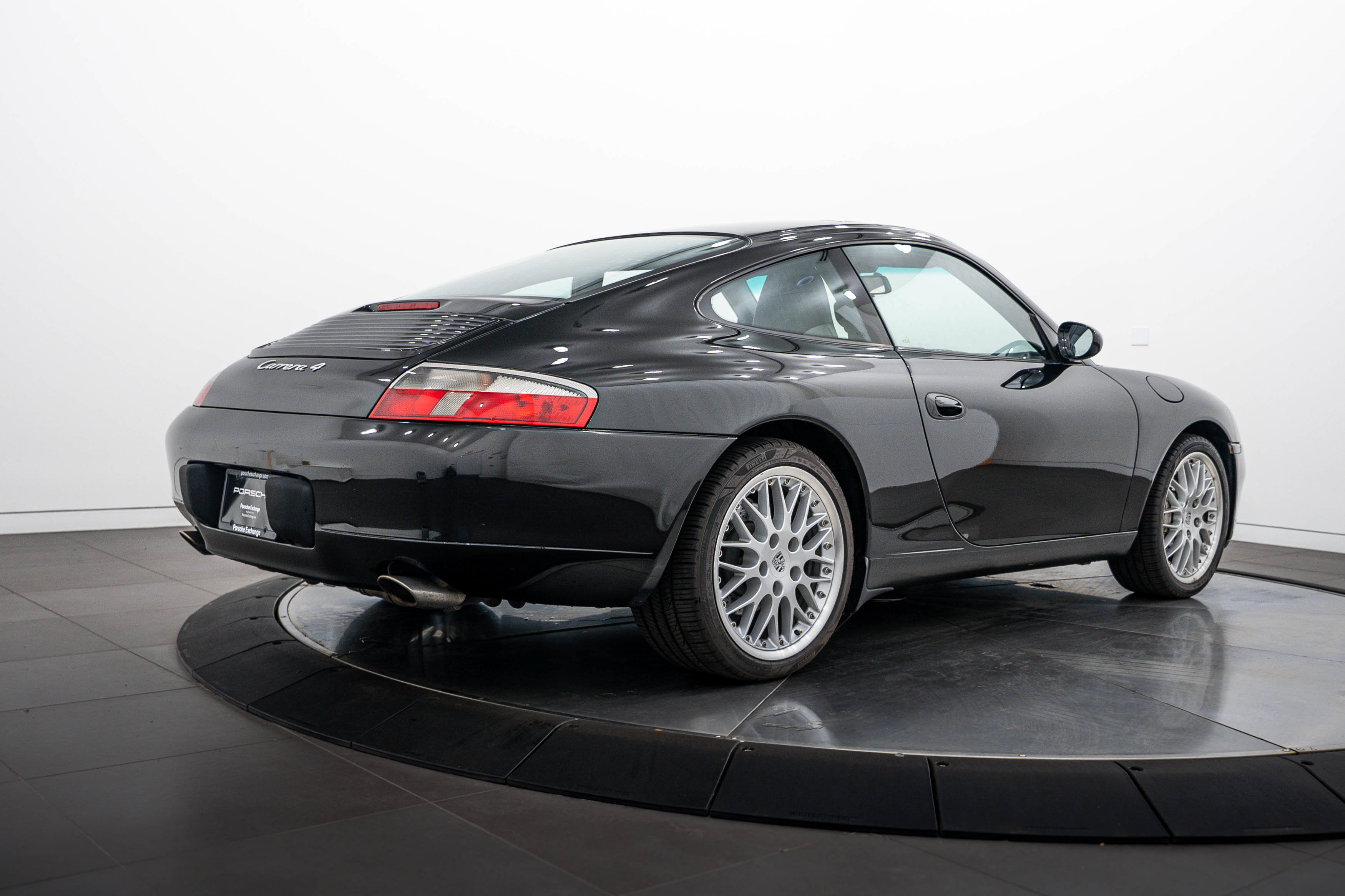 Used 2001 Porsche 911 Carrera 4 AWD/4WD image 7