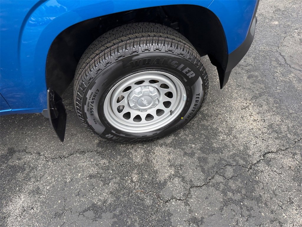 Certified 2023 Chevrolet Colorado W/T w/ Advanced Trailering Package image 29