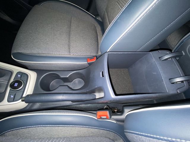 Used 2024 Hyundai Venue Limited FWD image 21