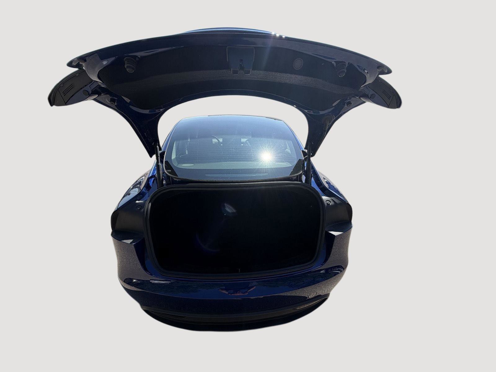 Used 2025 Tesla Model 3 Long Range AWD/4WD image 7